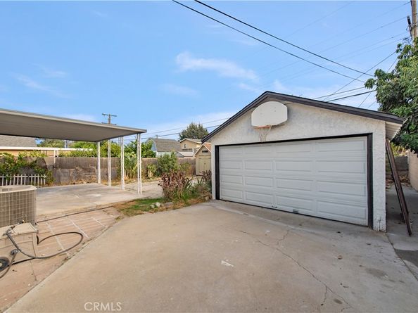 636 Highland Court, Upland CA 91786