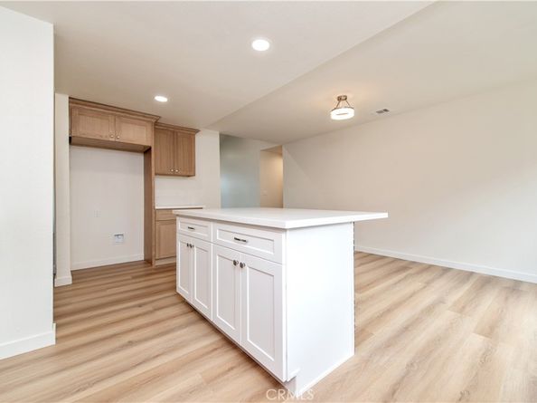 636 Highland Court, Upland CA 91786