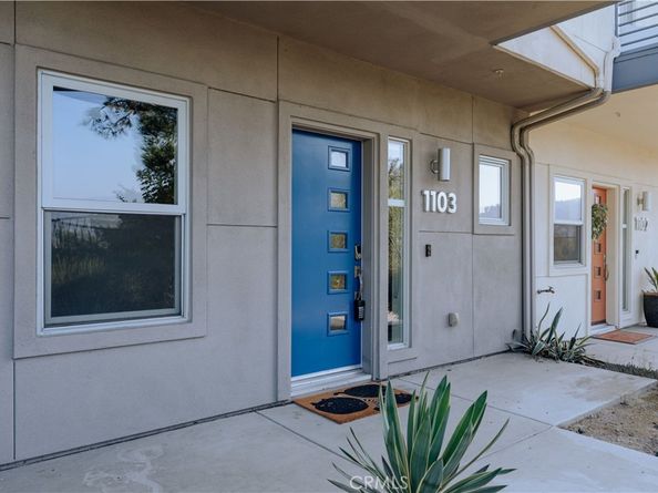 2753 Waverly Drive 1103, Los Angeles CA 90039