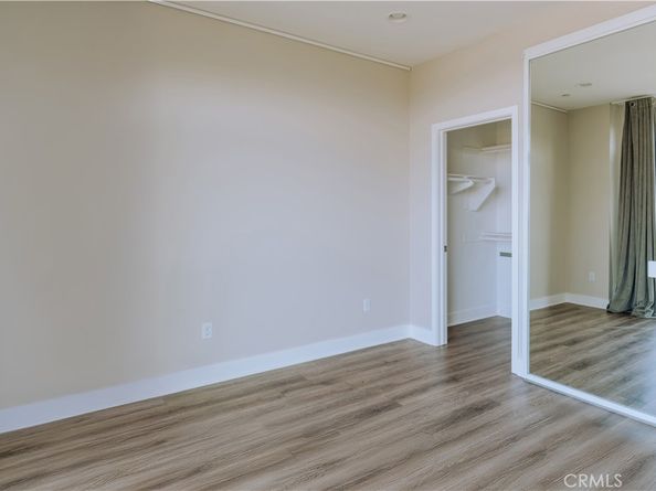 2753 Waverly Drive 1103, Los Angeles CA 90039