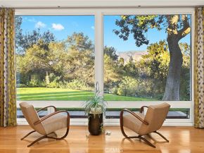 935 Hillcrest Place, Pasadena CA 91106