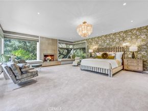 935 Hillcrest Place, Pasadena CA 91106