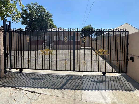 7712 Young Avenue, Rosemead CA 91770