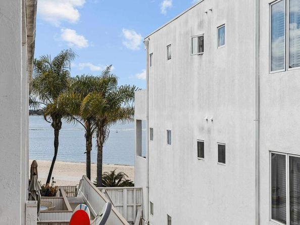 1311 La Palma St 4, San Diego CA 92109