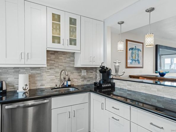 1311 La Palma St 4, San Diego CA 92109