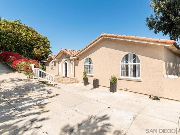 4275 Crestview Dr, La Mesa CA 91941