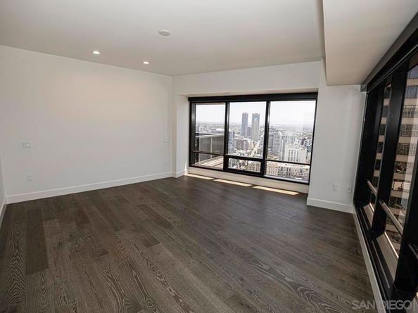 100 Harbor Drive 3305/6, San Diego CA 92101