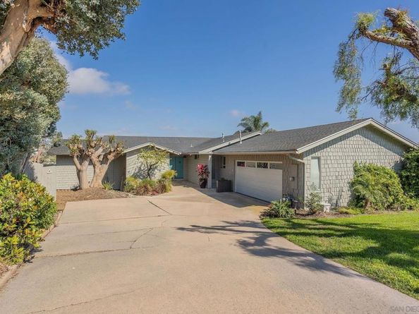 2438 Sacada Cir, Carlsbad CA 92009