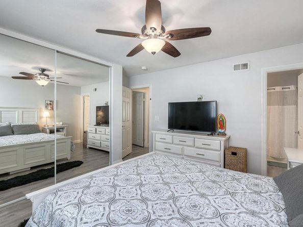 9945 Via Rita E, Santee CA 92071