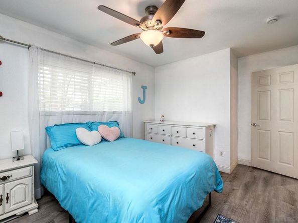 9945 Via Rita E, Santee CA 92071