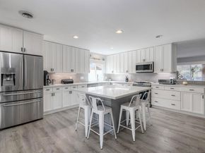 9945 Via Rita E, Santee CA 92071