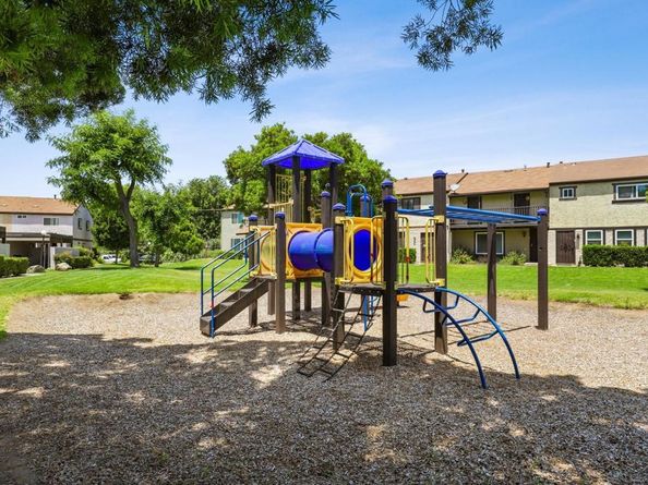 10314 Rochelle Ave, Santee CA 92071