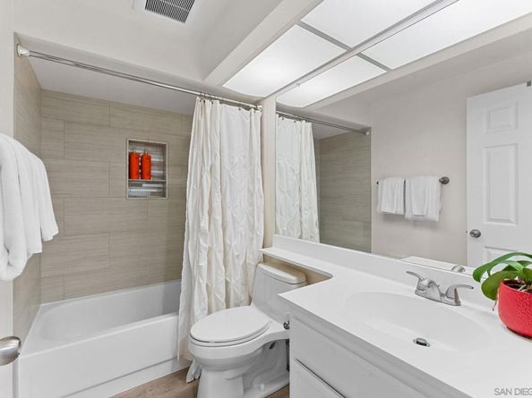 3109 Camino Del Arco, Carlsbad CA 92009