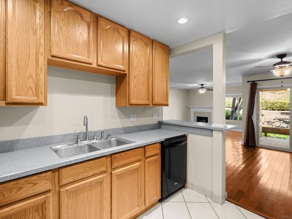 10425 Caminito Cuervo 216, San Diego CA 92108