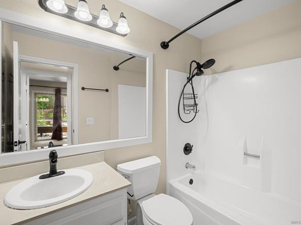 10425 Caminito Cuervo 216, San Diego CA 92108