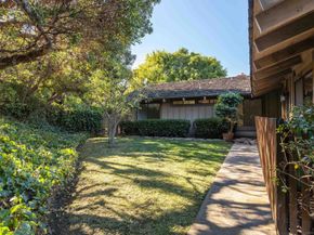 7716 Hidden Valley Ct, La Jolla CA 92037