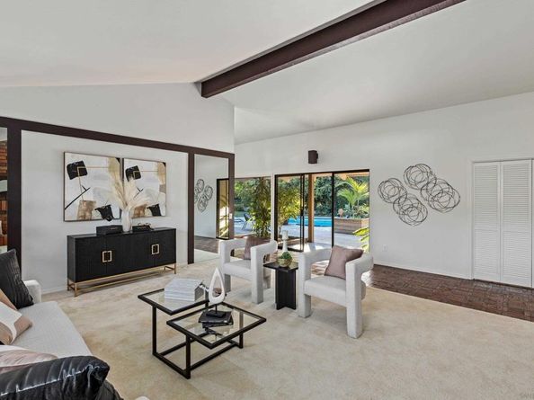 7716 Hidden Valley Ct, La Jolla CA 92037