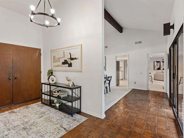 7716 Hidden Valley Ct, La Jolla CA 92037