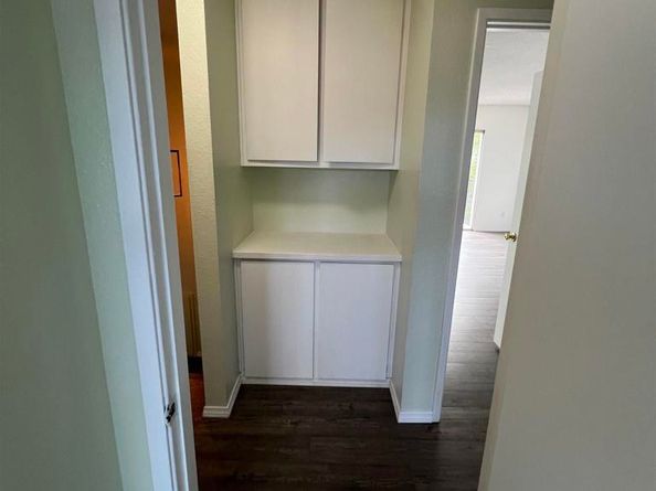 2772 Meadow Lark Dr, San Diego CA 92123