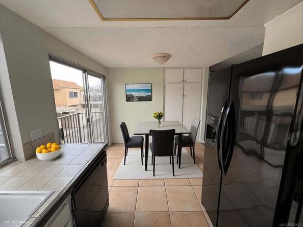 2772 Meadow Lark Dr, San Diego CA 92123