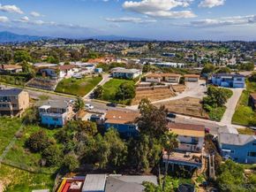 5234 Roswell, San Diego CA 92114
