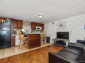 5234 Roswell, San Diego CA 92114