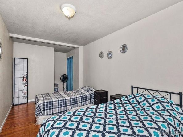 5234 Roswell, San Diego CA 92114