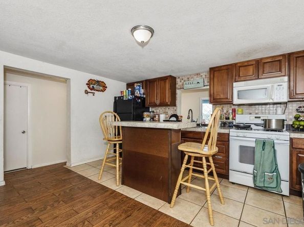 5234 Roswell, San Diego CA 92114