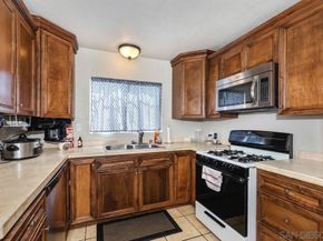 5234 Roswell, San Diego CA 92114