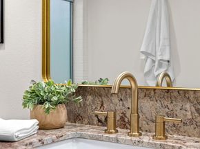 450 W Vermont Ave 104, Escondido CA 92025