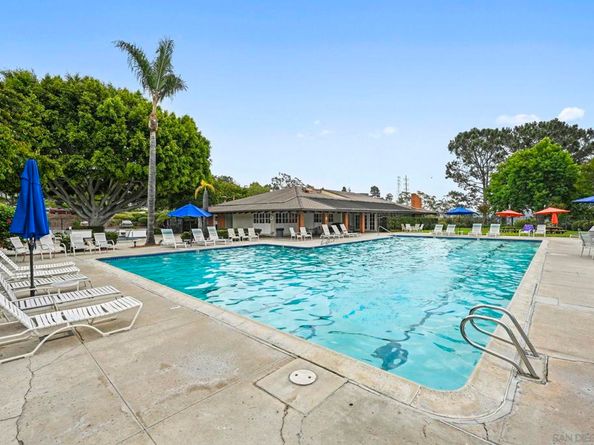 6224 Caminito Juanico, San Diego CA 92111