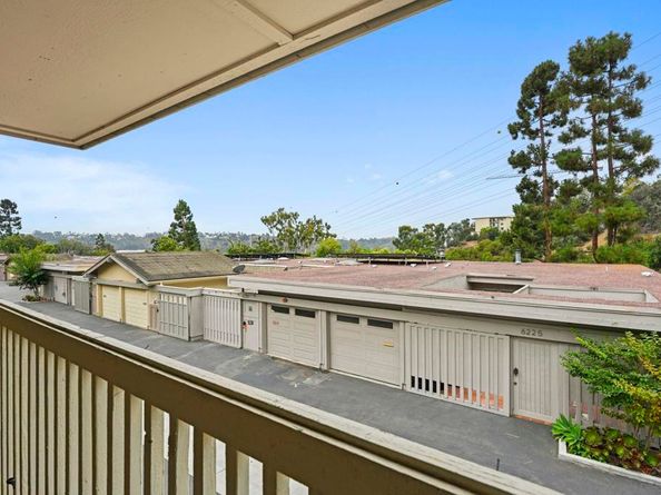 6224 Caminito Juanico, San Diego CA 92111