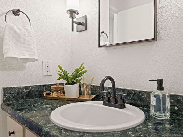 6224 Caminito Juanico, San Diego CA 92111