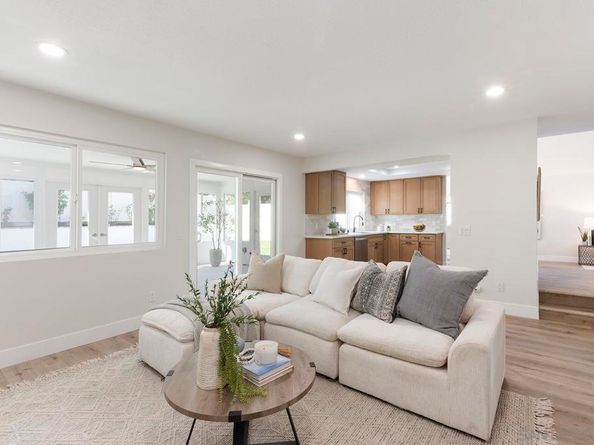 8985 Talca Ct, San Diego CA 92129