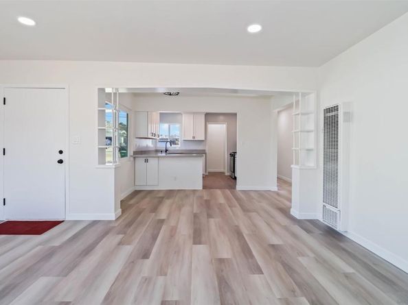 832 Ramona Ave, Spring Valley CA 91977