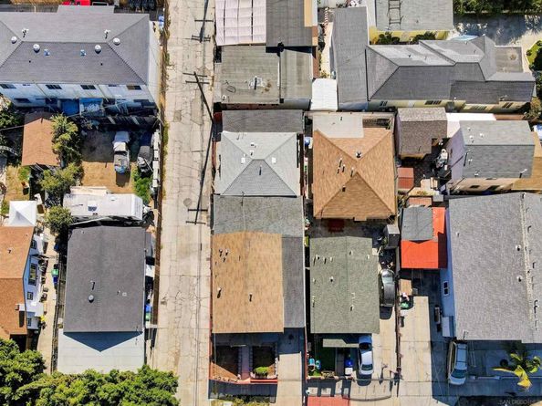 4221 23 Dwight St., San Diego CA 92105