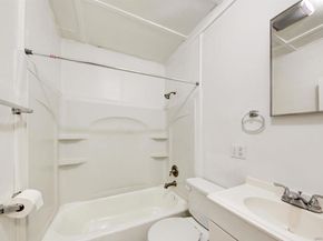 4221 23 Dwight St., San Diego CA 92105