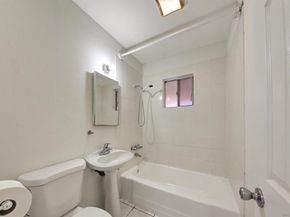 4221 23 Dwight St., San Diego CA 92105