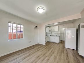 4221 23 Dwight St., San Diego CA 92105