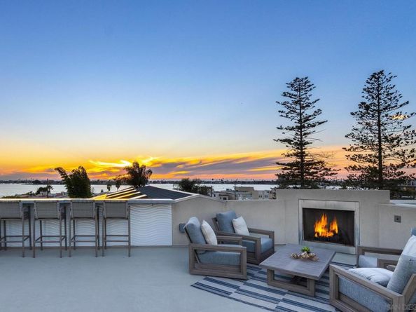 3705 Haines St, San Diego CA 92109