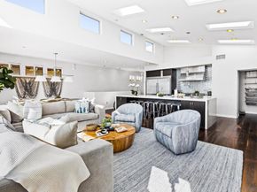 3705 Haines St, San Diego CA 92109