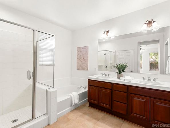 2770 Piantino Cir, San Diego CA 92108