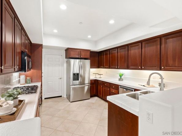 2770 Piantino Cir, San Diego CA 92108