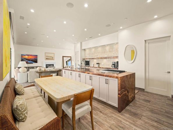 8477 El Paseo Grande, La Jolla CA 92037