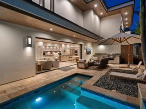 8477 El Paseo Grande, La Jolla CA 92037