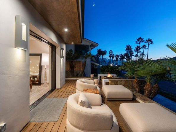 8477 El Paseo Grande, La Jolla CA 92037