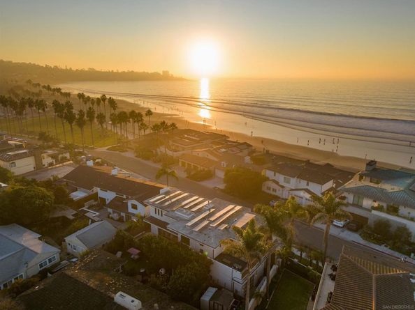 8477 El Paseo Grande, La Jolla CA 92037