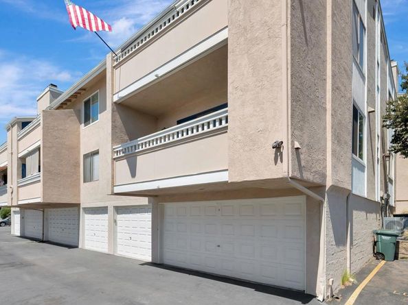 5653 Riley St 105, San Diego CA 92110