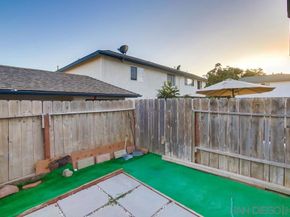 3433 Los Mochis Way, Oceanside CA 92056