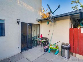 3433 Los Mochis Way, Oceanside CA 92056
